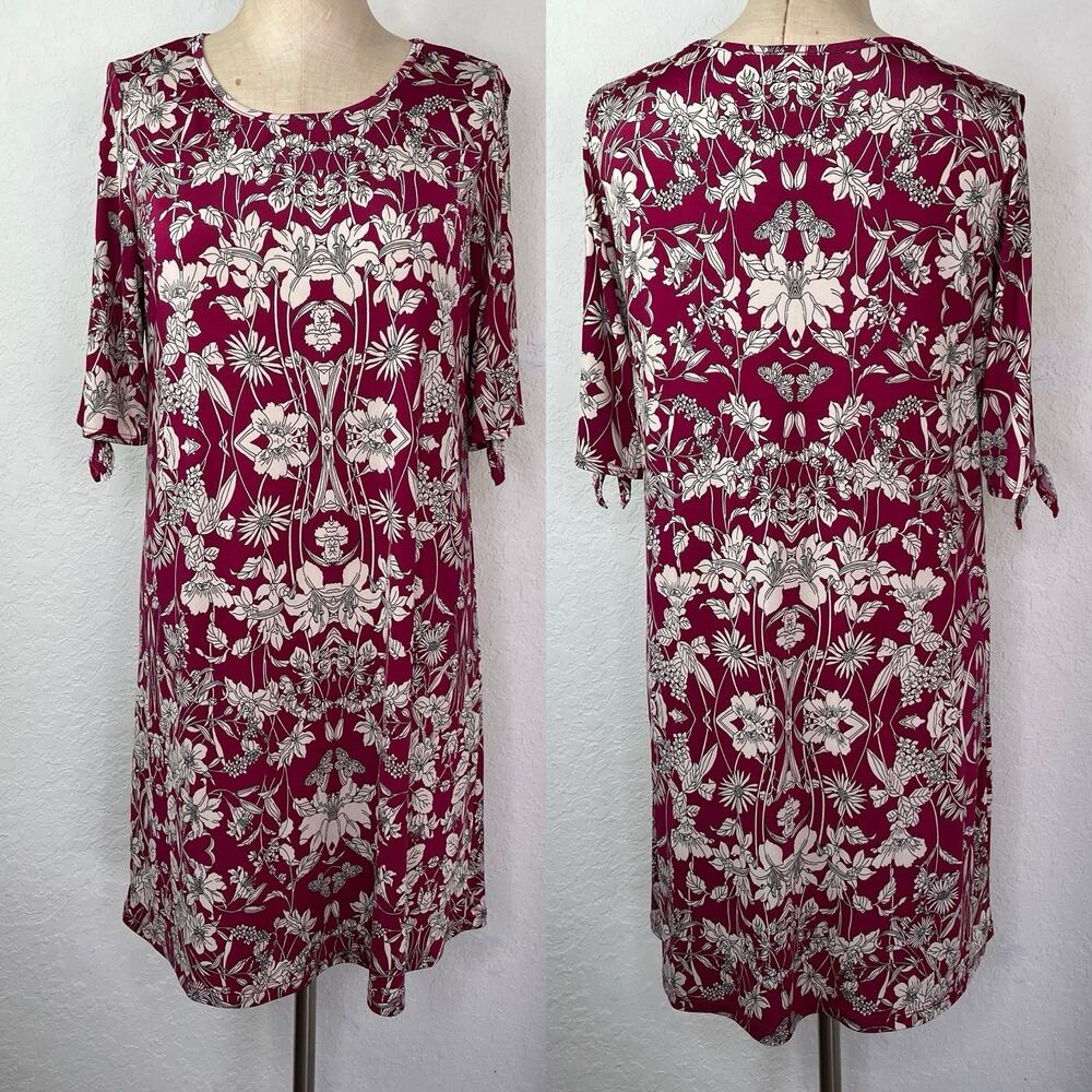 Kaileigh tunic Dress short sleeve, floral print (see measurements for sizing) M?